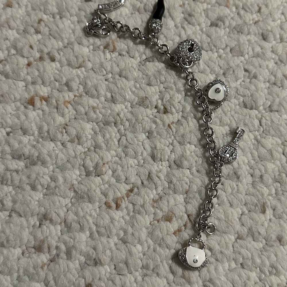 Heart charm bracelet